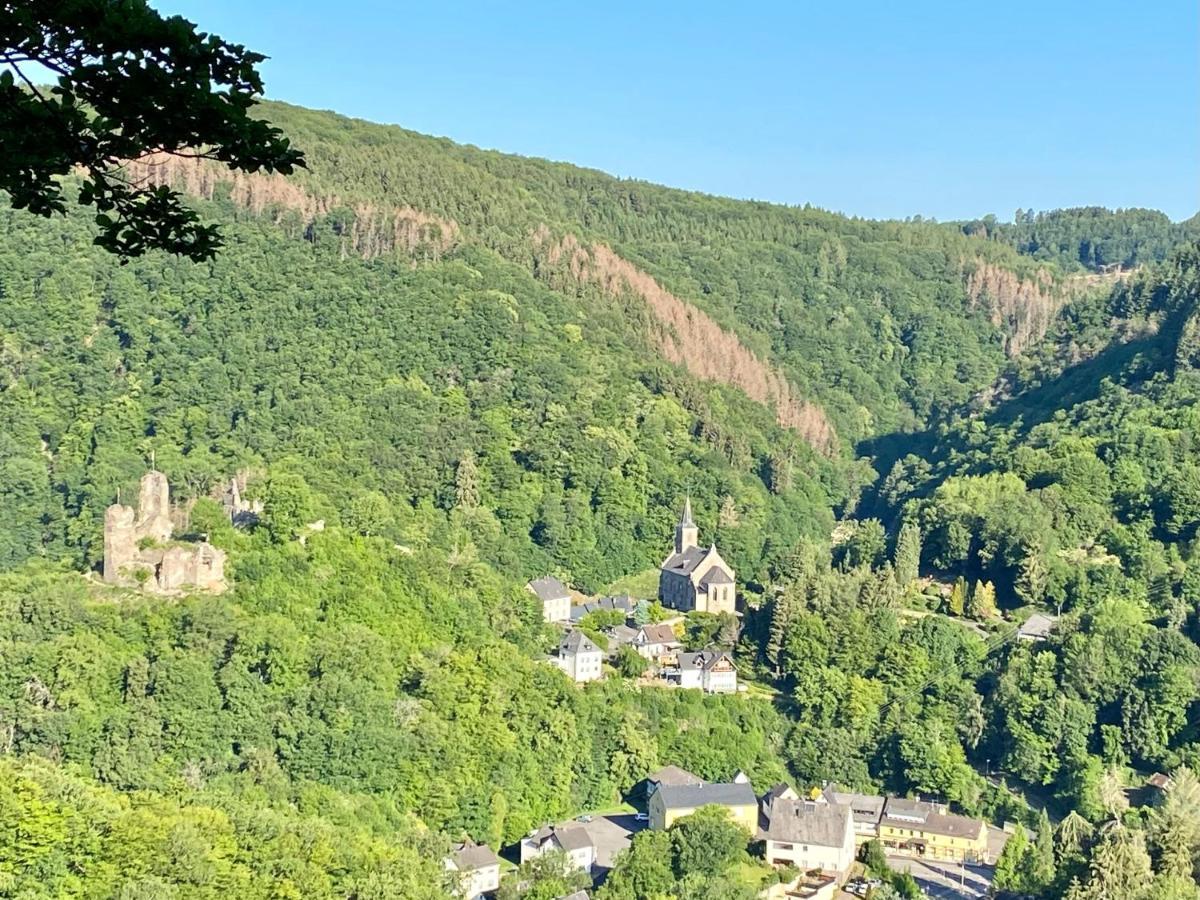 Haus Maria Isenburg - Naturpark Rhein-Westerwald Luaran gambar